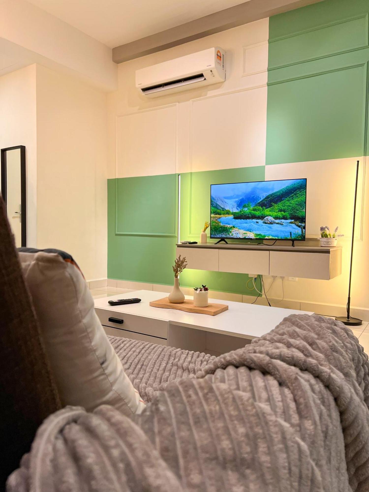 Modern Suites At Arte Mont Kiara By Iconique Kuala Lumpur Zewnętrze zdjęcie