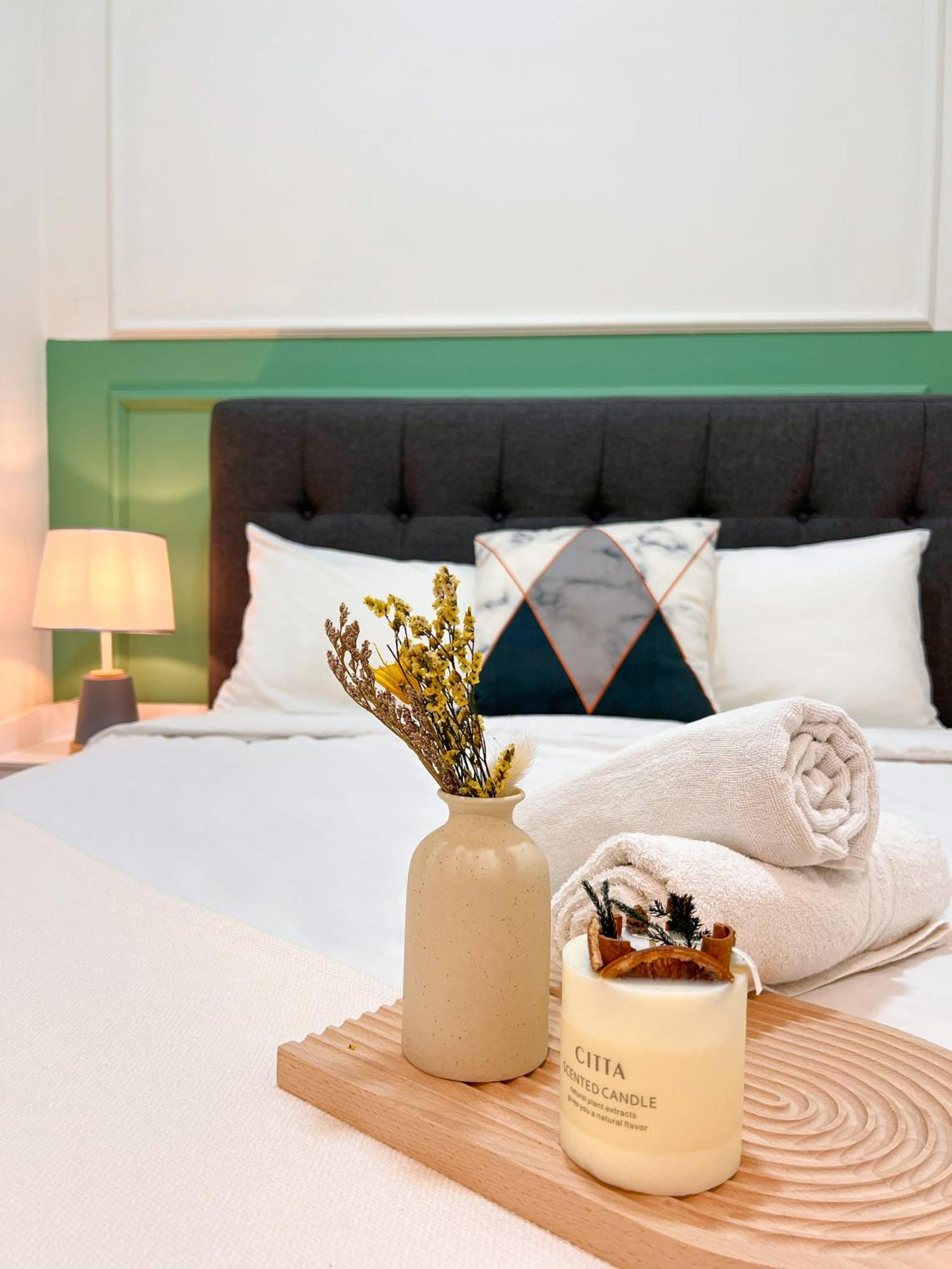 Modern Suites At Arte Mont Kiara By Iconique Kuala Lumpur Zewnętrze zdjęcie