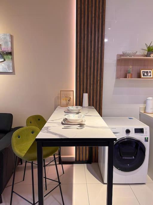 Modern Suites At Arte Mont Kiara By Iconique Kuala Lumpur Zewnętrze zdjęcie