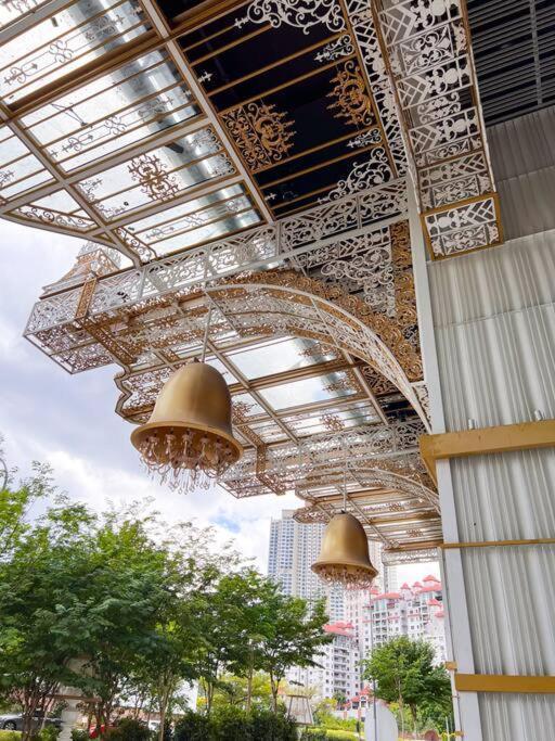 Modern Suites At Arte Mont Kiara By Iconique Kuala Lumpur Zewnętrze zdjęcie