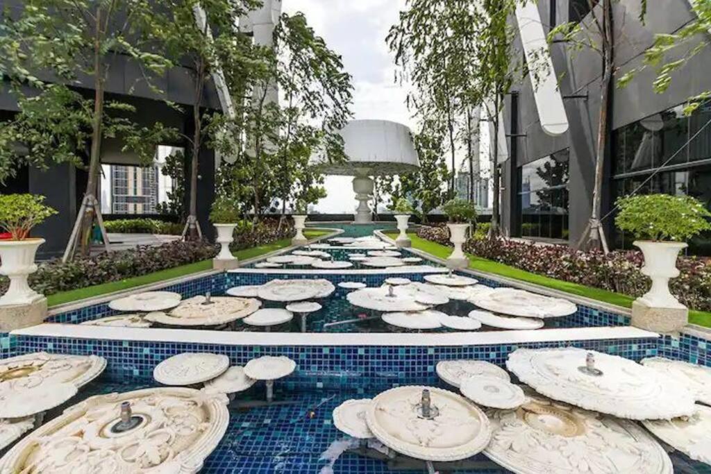Modern Suites At Arte Mont Kiara By Iconique Kuala Lumpur Zewnętrze zdjęcie